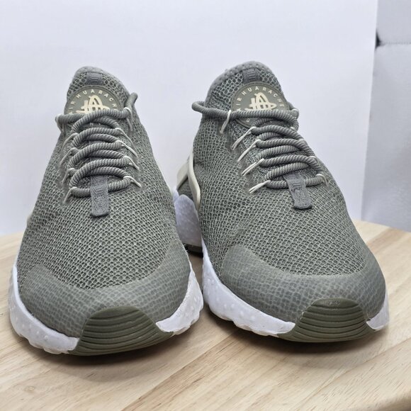 Womens US 10 - Nike Air Huarache Run Ultra Green Running Shoes Cross Trainers - Picture 2 of 7